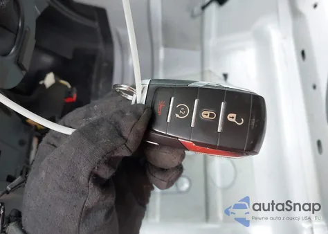 2019 Ram 1500 Rebel 4X4 5'7 Box из США, поврежденный, VIN 1C6SRFLT3KN789409